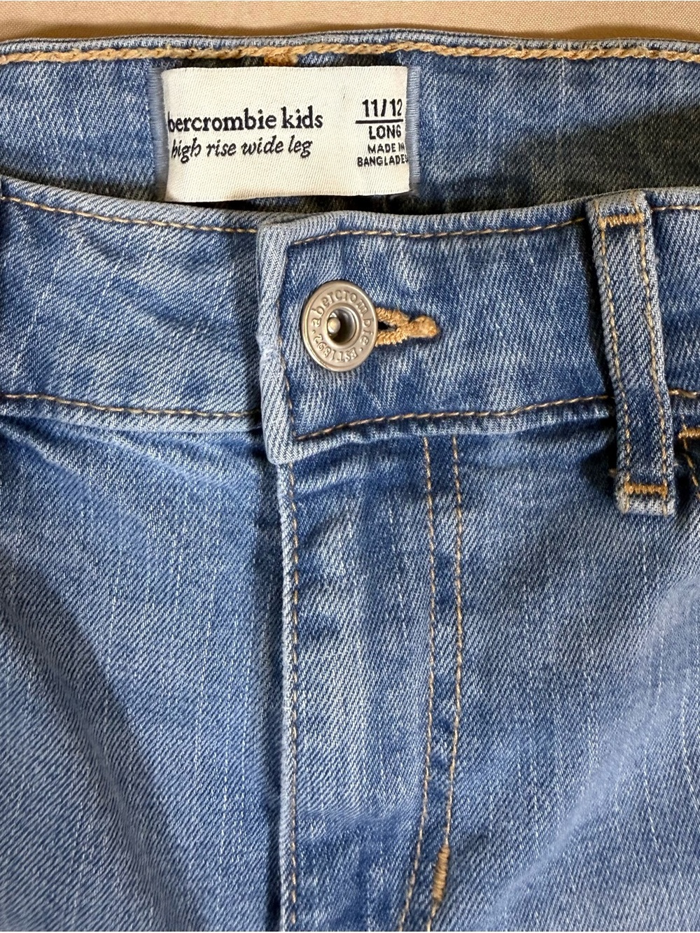 Abercrombie Kids Girls Light Blue Embroidered Wide-Leg Jeans, Size 11/12 Long. - Picture 9 of 16